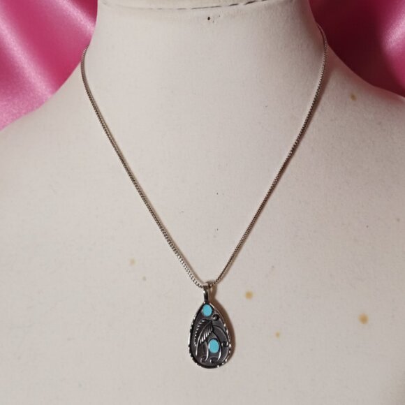 Boho Western Feather Teardrop Leaf Turquoise Silver Pendant Necklace NWOT - Picture 4 of 8